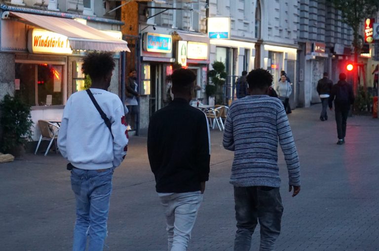 Przywódca gangu przestępczego – 11-letni marokański imigrant