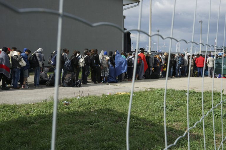 Austria: Przestępczość migrantów poza kontrolą: ÖVP i jej zielona katastrofa