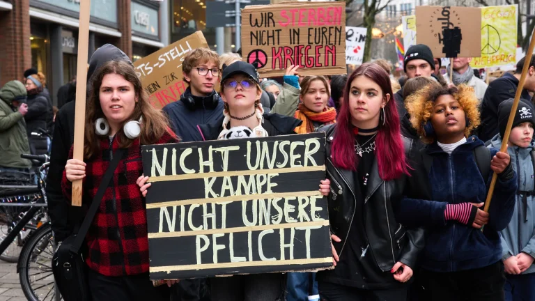 Niemiecka młodzież nie chce umierać na wojnie