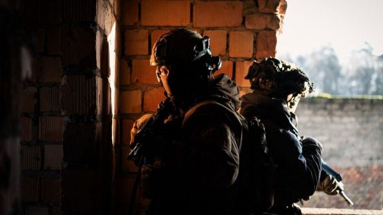 Doku rusza: Luksus na Riwierze – Strumienie krwi na Ukrainie