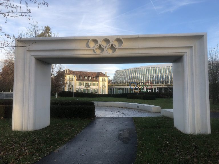 Międzynarodowy Komitet Olimpijski uznaje rzeczywistość biologiczną