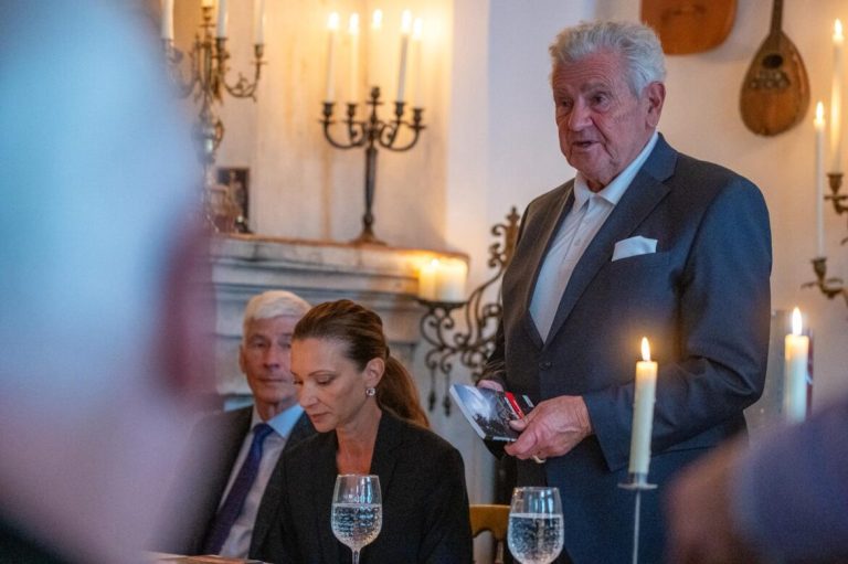 Österreich „derzeit nicht wehrfähig“ – EU „von Kopf bis Fuß auf Krieg eingestellt“