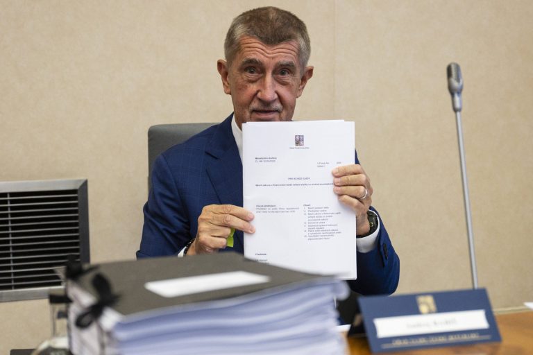 Czechy wyprzedzają – zakończenie opłat radiowo-telewizyjnych postanowione